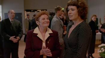 Screenshot 1 from Home for the Holidays (Full Movie)
