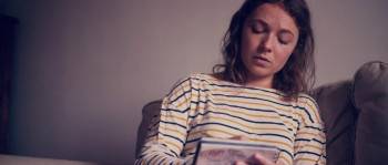 Screenshot 3 from Home-Sitters (Full Movie)