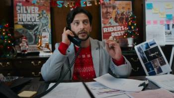Screenshot 3 from Home Sweet Christmas (Full Movie)