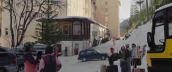 Screenshot 1 from Hotel Sinestra (Full Movie)