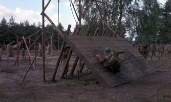 Screenshot 2 from How I Won the War (Full Movie)