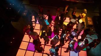 Screenshot 2 from How to Lose Friends & Alienate People (Full Movie)
