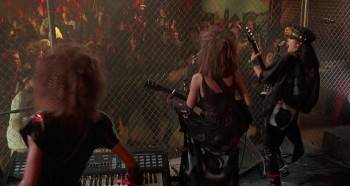 Screenshot 1 from Howard the Duck (Full Movie)
