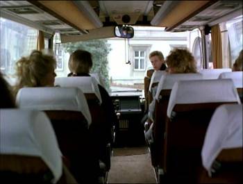 Screenshot 3 from Howling V: The Rebirth (Full Movie)