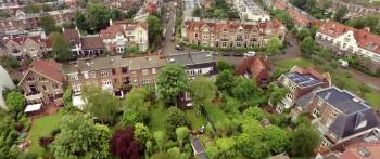 Screenshot 2 from Huisvrouwen bestaan niet (Full Movie)