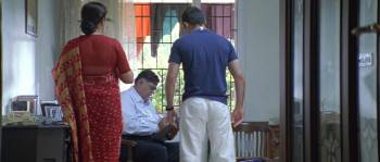 Screenshot 3 from Hungama (Full Movie)