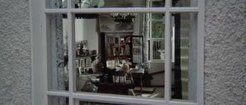 Screenshot 1 from Images (Full Movie)