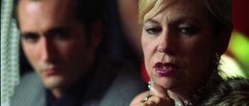 Screenshot 3 from Intacto (Full Movie)