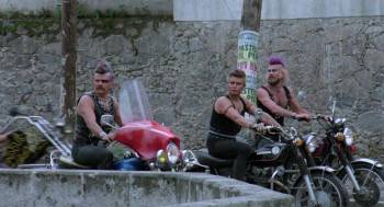 Screenshot 1 from Intrépidos Punks (Full Movie)