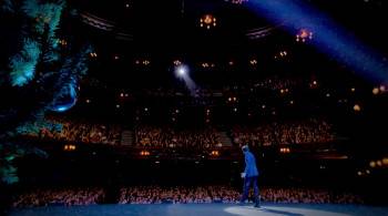 Screenshot 2 from Jack Whitehall: Christmas with My Father (Full Movie)