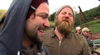 Screenshot 1 from Jackass 3.5 (Full Movie)