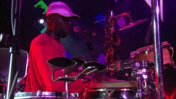 Screenshot 3 from Jamiroquai: Live at Montreux 2003 (Full Movie)