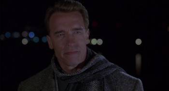 Screenshot 1 from Jingle All the Way (Full Movie)