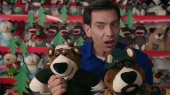 Screenshot 1 from Jingle All the Way 2 (Full Movie)