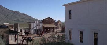 Screenshot 3 from Joe Kidd (Full Movie)