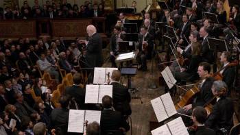Screenshot 3 from John Williams: Live in Vienna (Full Movie)