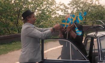 Screenshot 2 from Jönssonligan får guldfeber (Full Movie)