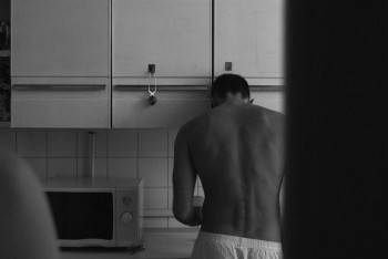 Screenshot 2 from Julia (Full Movie)