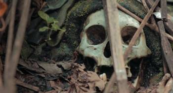 Screenshot 1 from Jurnal Risa by Risa Saraswati (Full Movie)