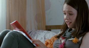 Screenshot 3 from Karla & Jonas (Full Movie)