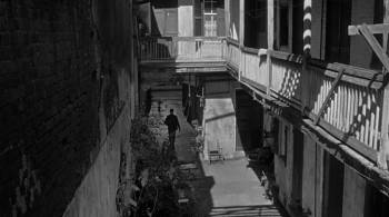 Screenshot 3 from King Creole (Full Movie)