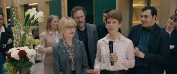 Screenshot 3 from La Syndicaliste (Full Movie)