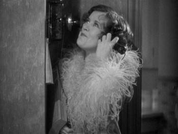 Screenshot 3 from Ladies of Leisure (Full Movie)