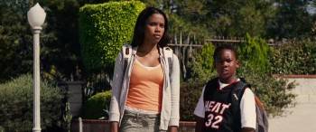 Screenshot 1 from Lakeview Terrace (Full Movie)