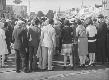 Screenshot 1 from Laurel and Hardy's Laughing 20's (Full Movie)