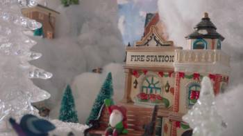 Screenshot 2 from Leah's Perfect Gift (Full Movie)