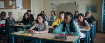 Screenshot 1 from L'école est à nous (Full Movie)