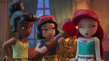 Screenshot 3 from LEGO Disney Princess: The Castle Quest (Full Movie)