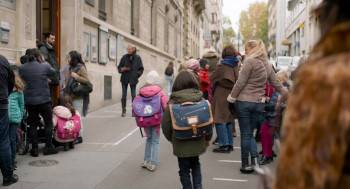 Screenshot 3 from Les femmes du square (Full Movie)
