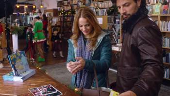 Screenshot 2 from Letters to Santa (Full Movie)
