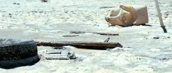 Screenshot 1 from Little Birds (Full Movie)