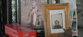 Screenshot 3 from Little Empty Boxes (Full Movie)