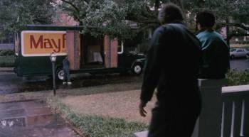 Screenshot 2 from Little Monsters (Full Movie)