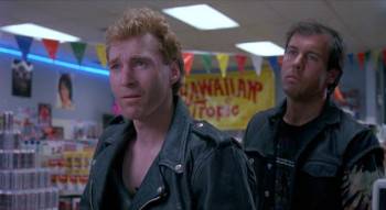 Screenshot 3 from Loaded Weapon 1 (Full Movie)