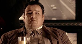 Screenshot 2 from Lock, Stock and Two Smoking Barrels (Full Movie)