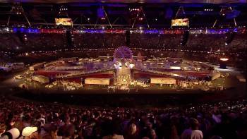Screenshot 1 from London 2012 Olympic Closing Ceremony: A Symphony of British Music (Full Movie)