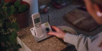 Screenshot 1 from Looking for Her (Full Movie)