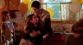 Screenshot 3 from Loser (Full Movie)