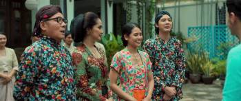 Screenshot 2 from Losmen Bu Broto (Full Movie)