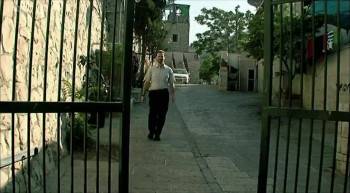 Screenshot 3 from Louis Theroux: The Ultra Zionists (Full Movie)