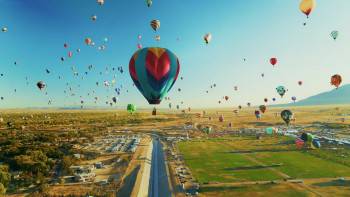 Screenshot 1 from Love in the Clouds (Full Movie)