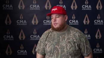 Screenshot 3 from Luke Combs: Dive Bars to Country Star (Full Movie)
