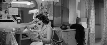 Screenshot 3 from Lust of the Vampire (Full Movie)
