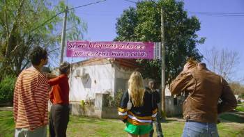 Screenshot 1 from Magic Farm (Full Movie)