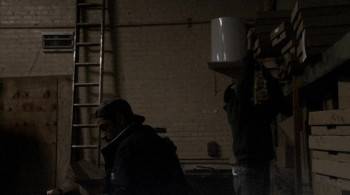 Screenshot 2 from Man Push Cart (Full Movie)