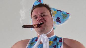 Screenshot 2 from Manbaby (Full Movie)